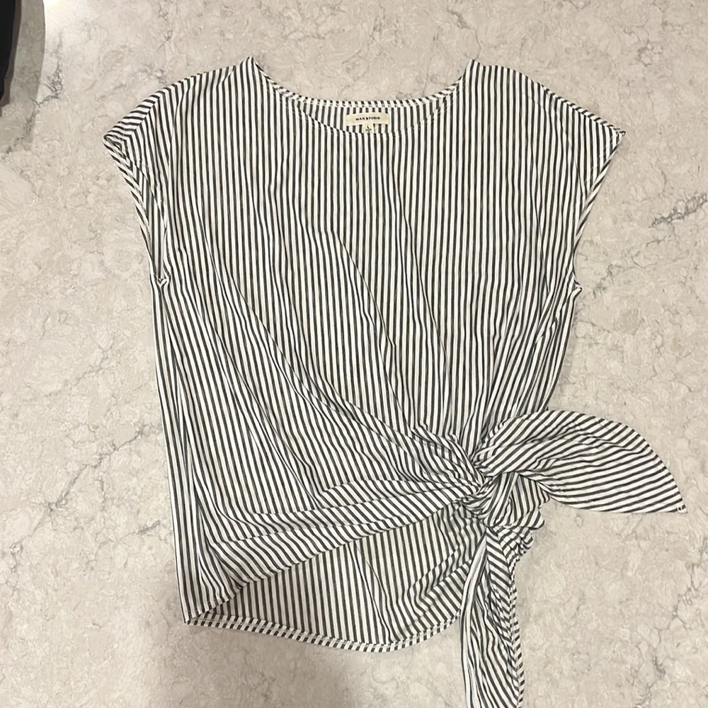 Max Studio Side Tie Top- NWOT